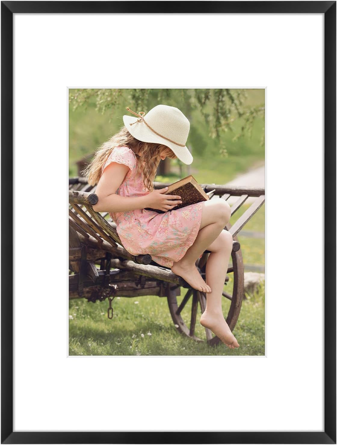 8" x 8" Aluminum Picture Frame with Mat – Gold