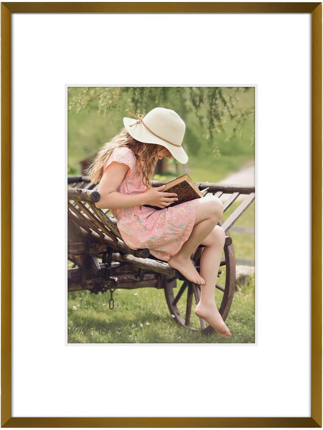 8" x 8" Aluminum Picture Frame with Mat – Gold
