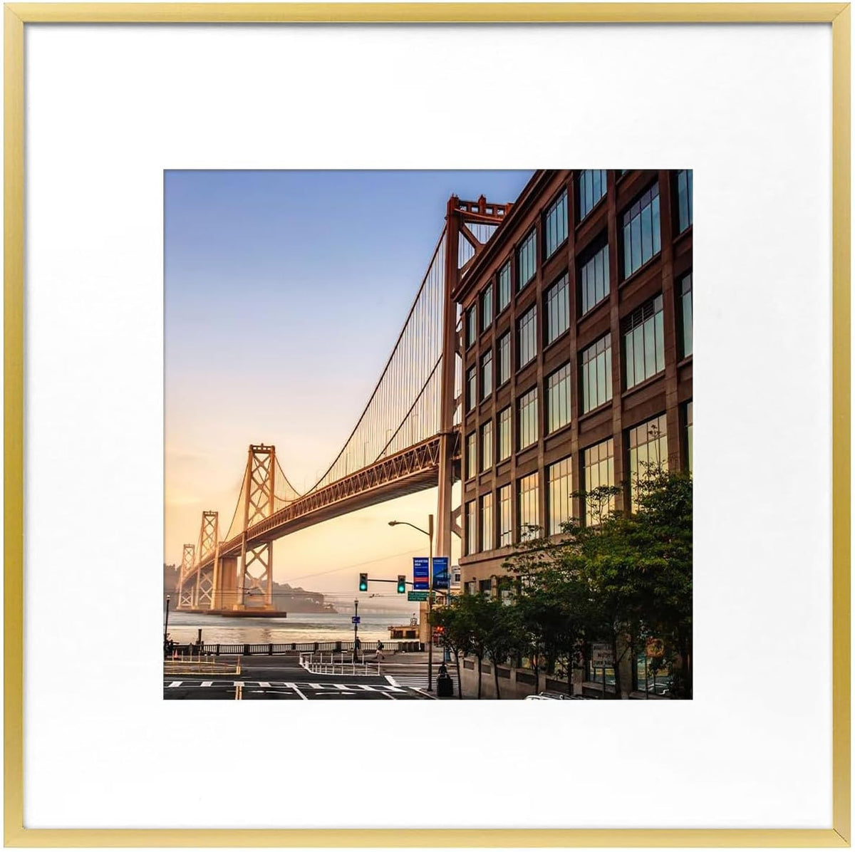 8" x 8" Aluminum Picture Frame with Mat – Gold
