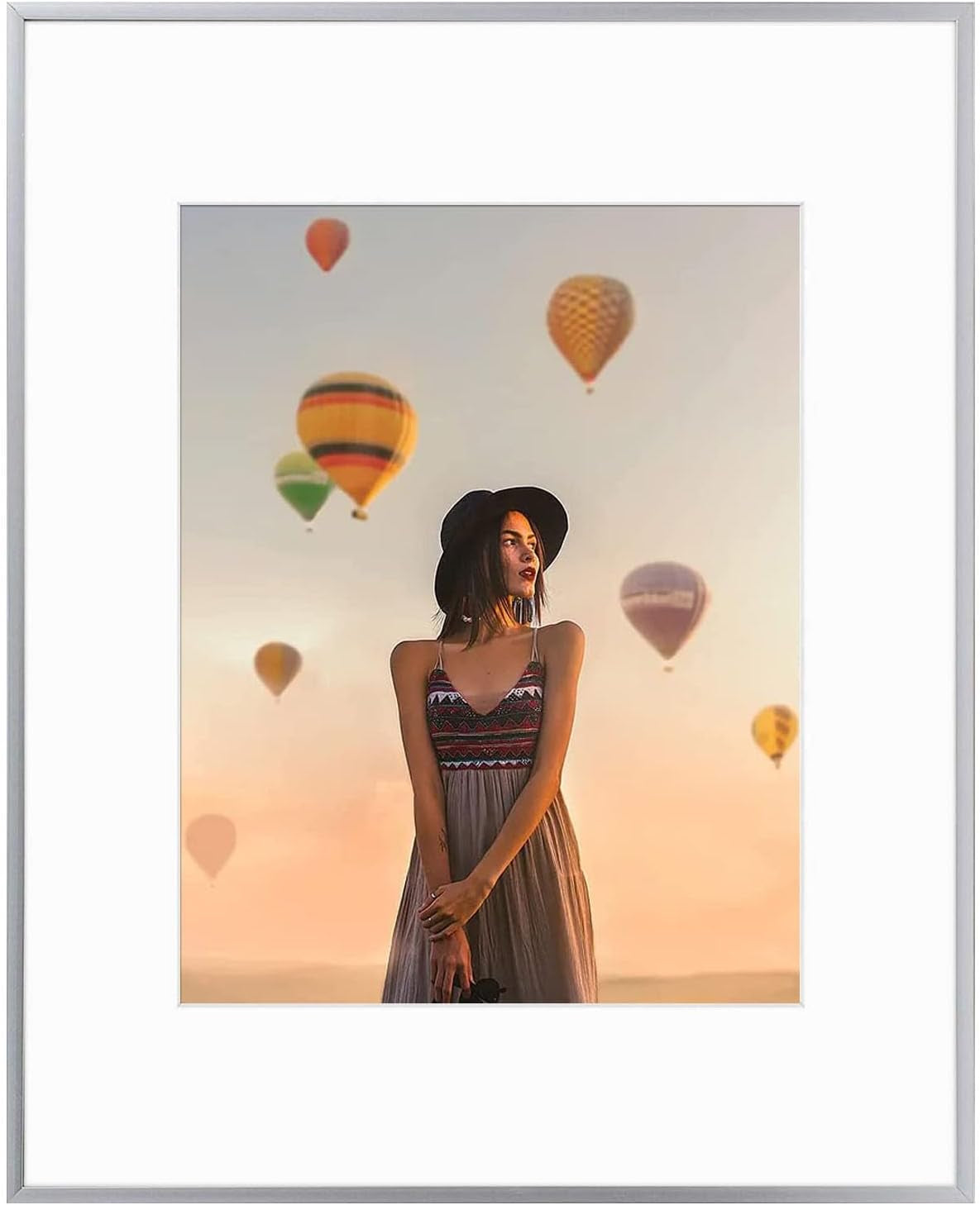 8" x 8" Aluminum Picture Frame with Mat – Gold