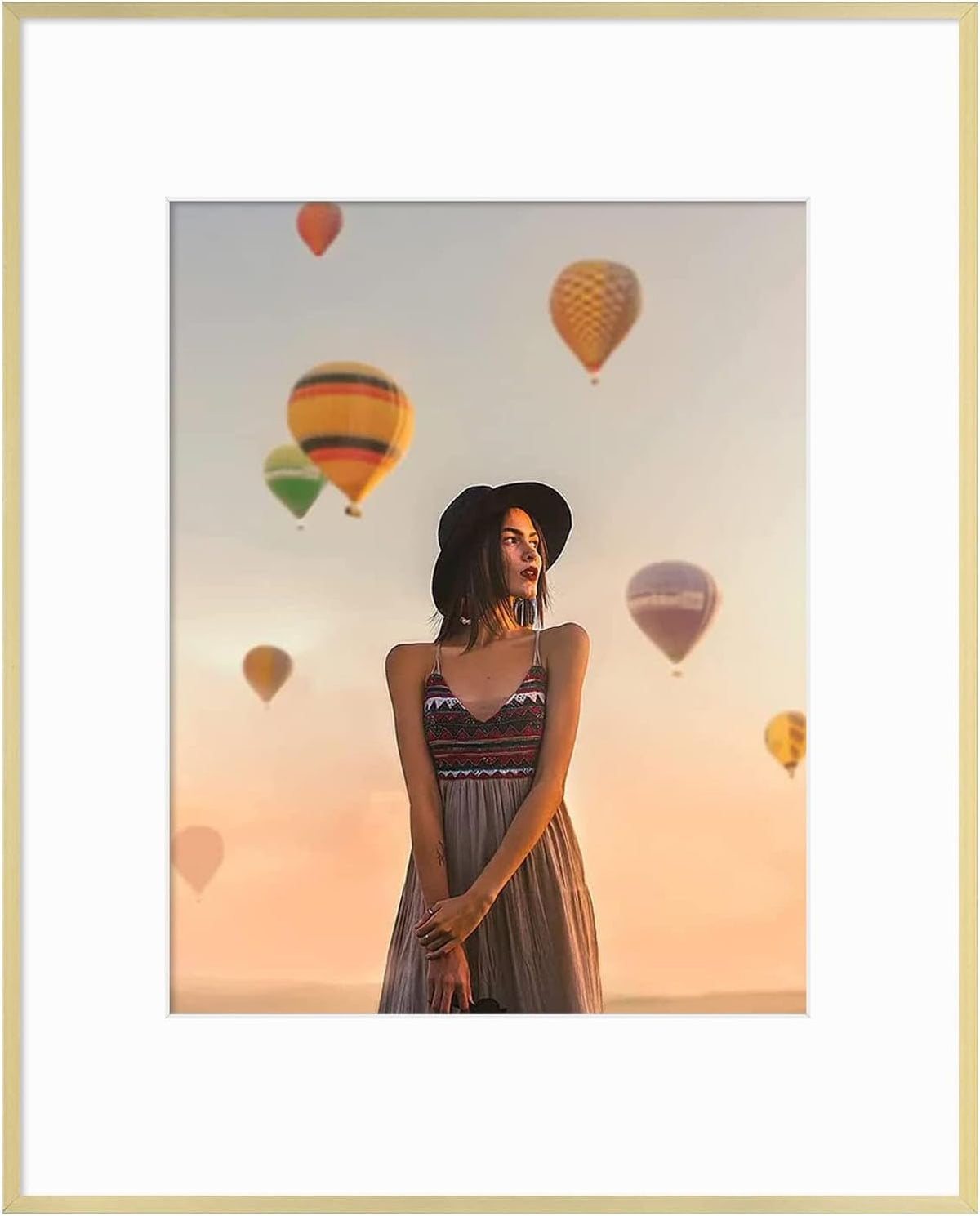 8" x 8" Aluminum Picture Frame with Mat – Gold
