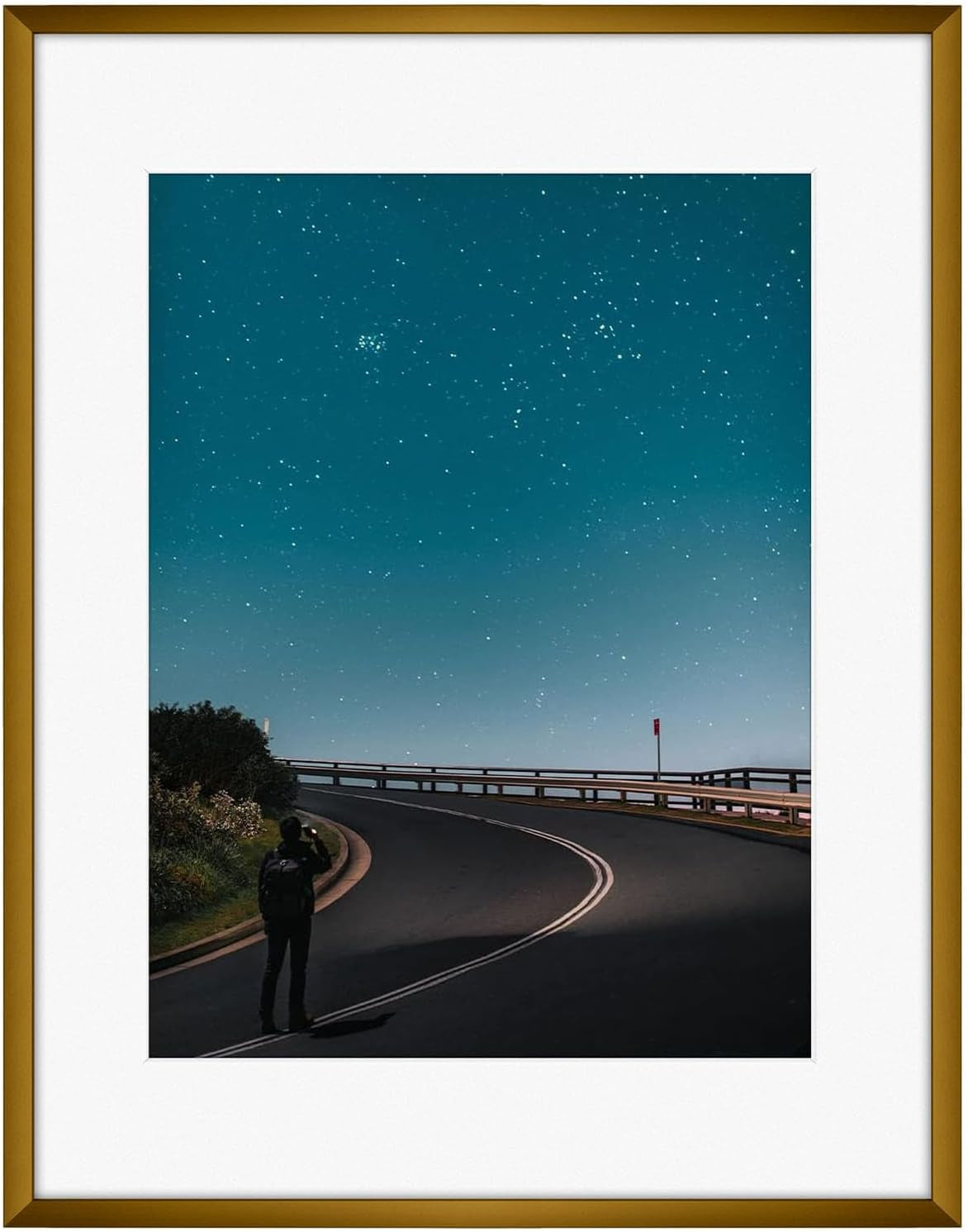8" x 8" Aluminum Picture Frame with Mat – Gold