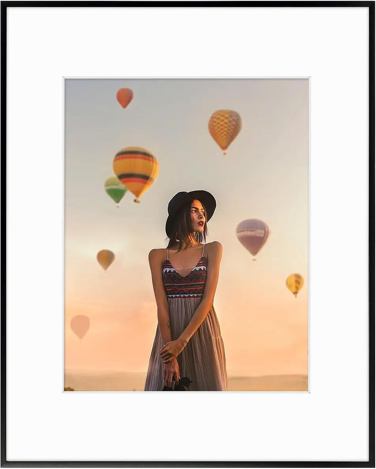 8" x 8" Aluminum Picture Frame with Mat – Gold