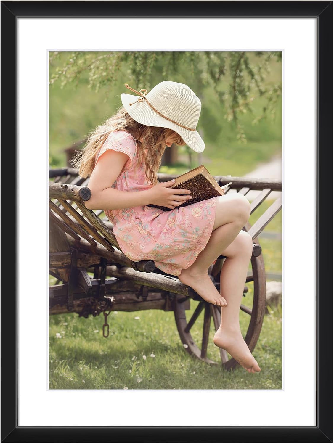8" x 8" Aluminum Picture Frame with Mat – Gold
