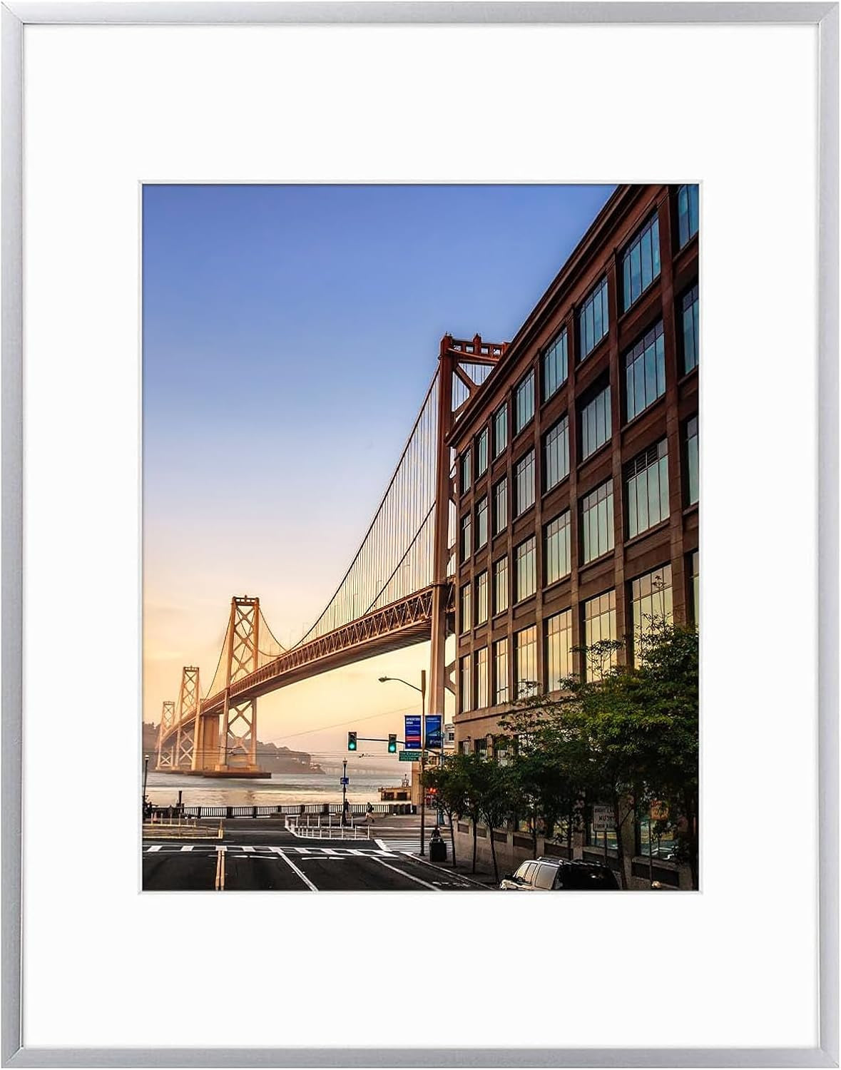 8" x 8" Aluminum Picture Frame with Mat – Gold