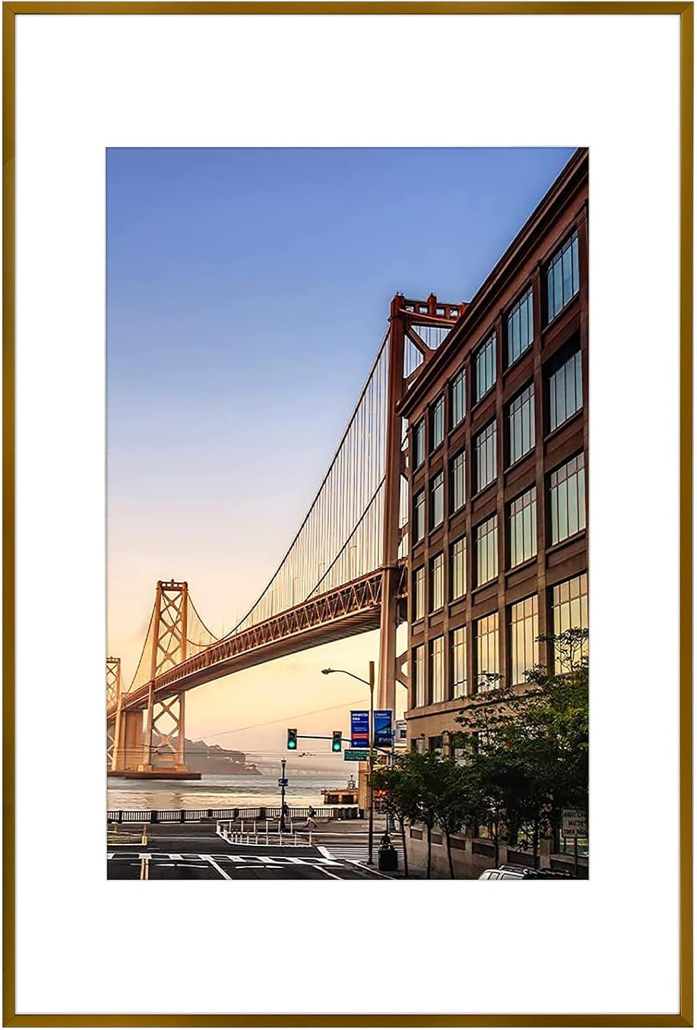 8" x 8" Aluminum Picture Frame with Mat – Gold