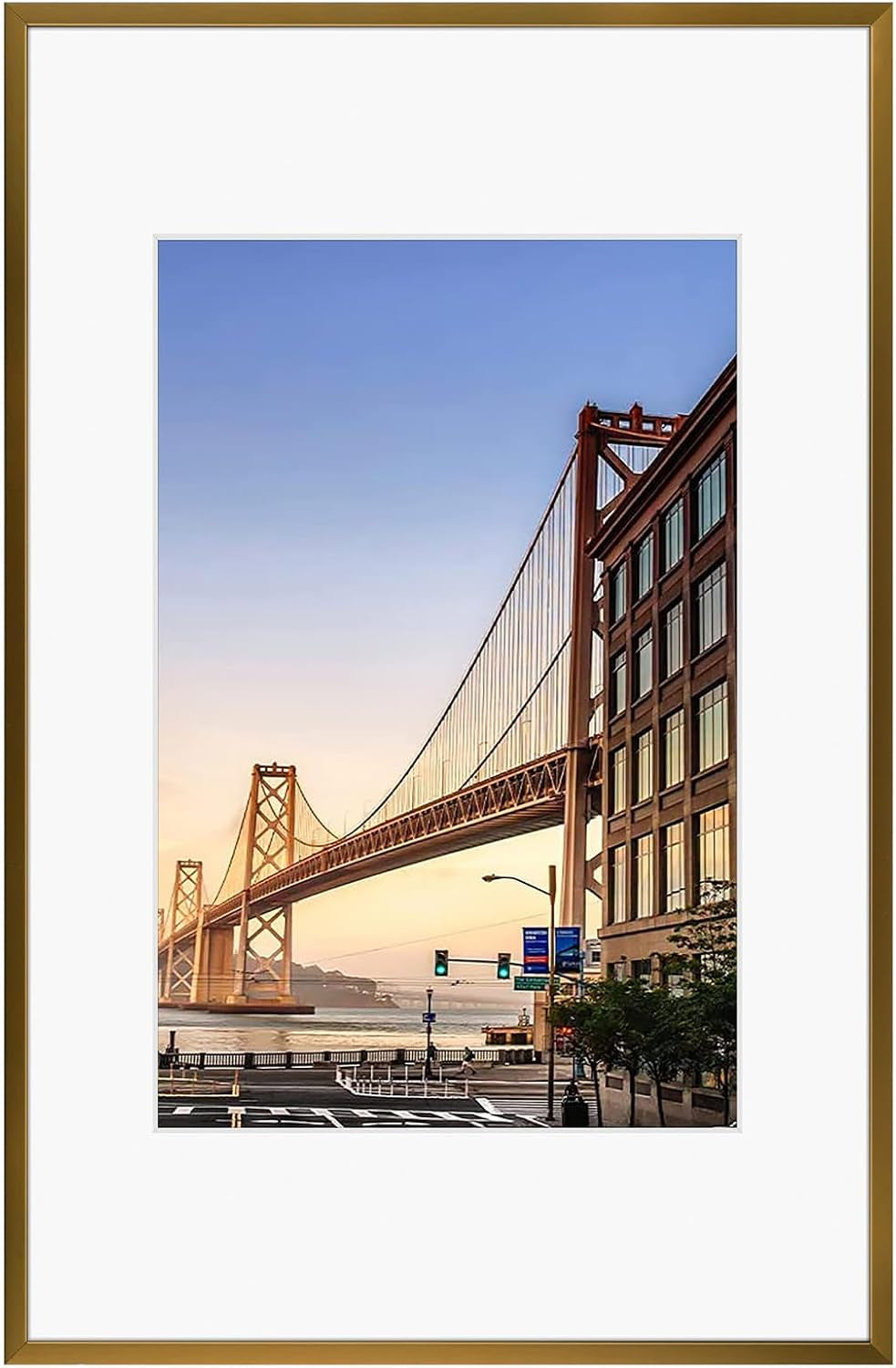 8" x 8" Aluminum Picture Frame with Mat – Gold