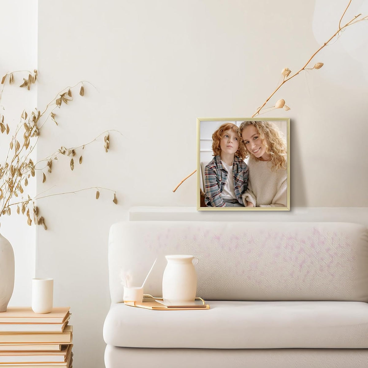8" x 8" Aluminum Picture Frame with Mat – Gold