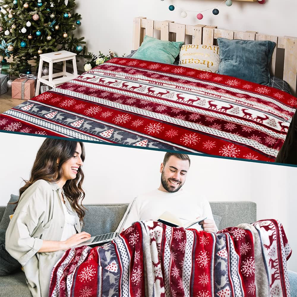 Holiday Reindeer & Snowflakes Fleece Throw Blanket – Red, 50" x 60"