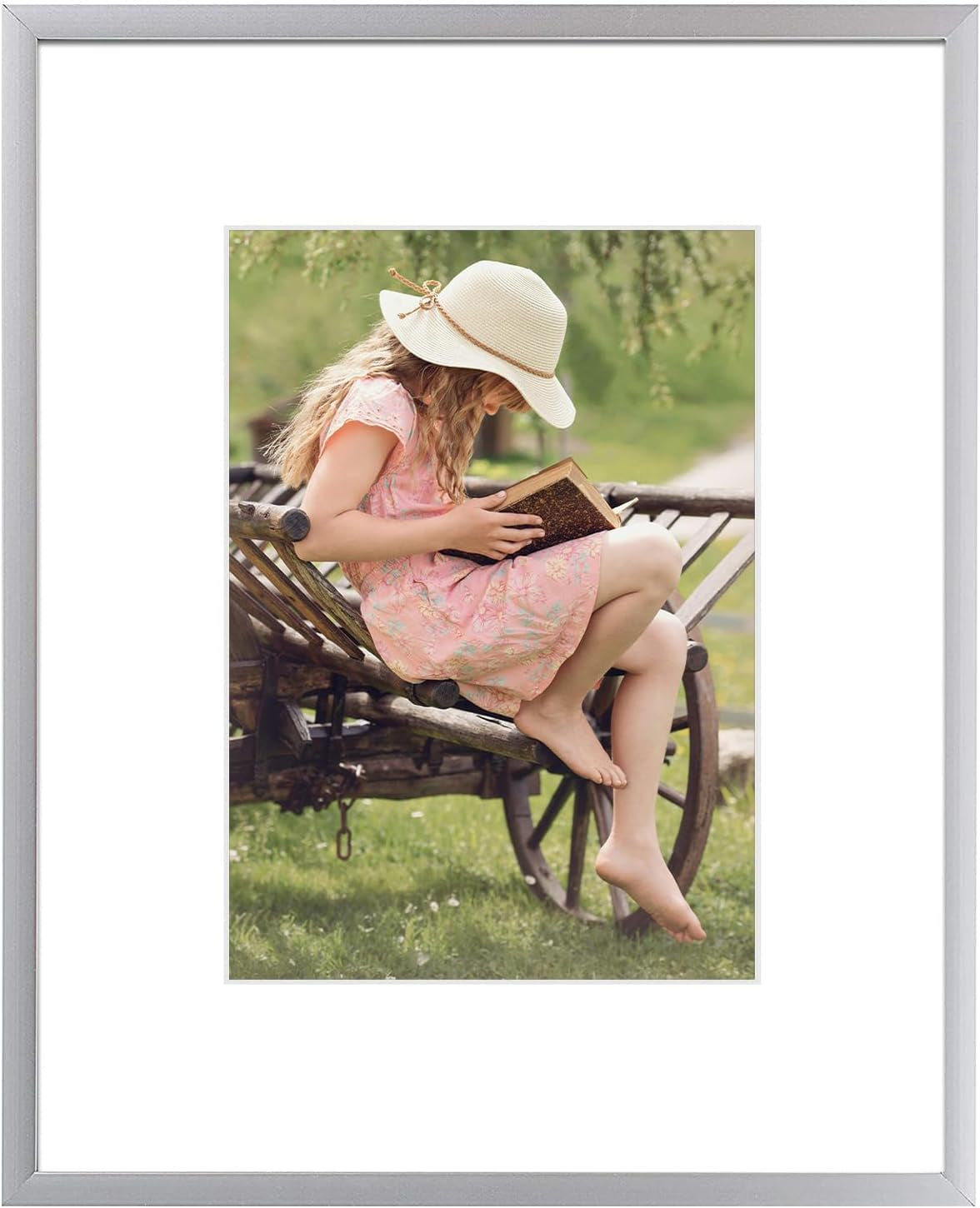 8" x 8" Aluminum Picture Frame with Mat – Gold