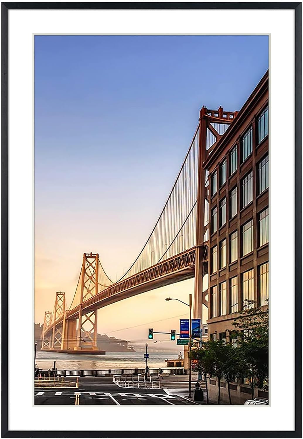 8" x 8" Aluminum Picture Frame with Mat – Gold